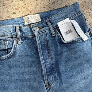 Free People High rise Cropped distressed jeans